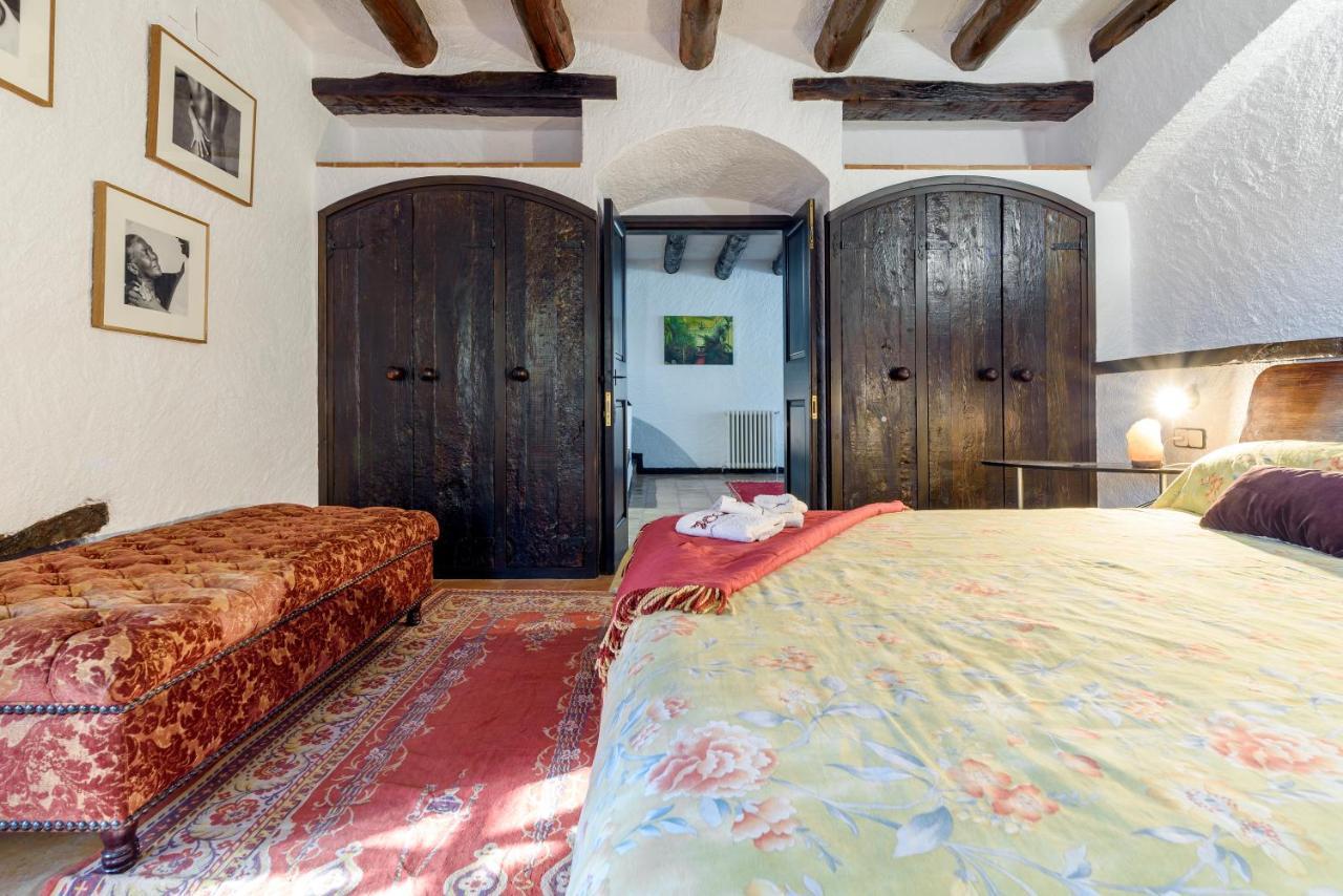 Masia Can Manent Del Bosc S XVIII Santa Eulalia de Ronsaná Eksteriør billede
