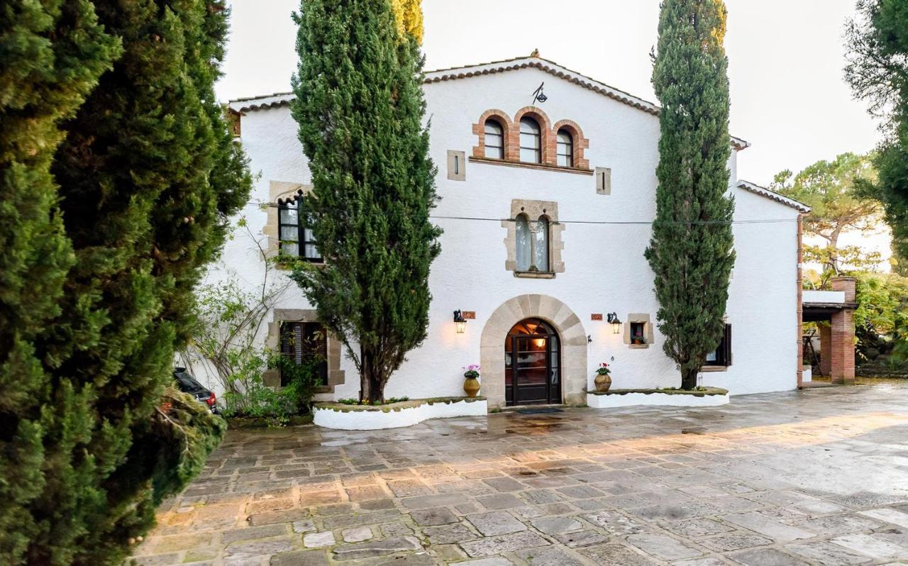 Masia Can Manent Del Bosc S XVIII Santa Eulalia de Ronsaná Eksteriør billede