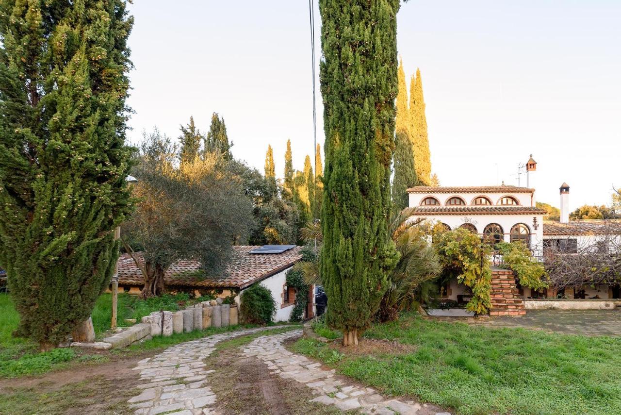 Masia Can Manent Del Bosc S XVIII Santa Eulalia de Ronsaná Eksteriør billede