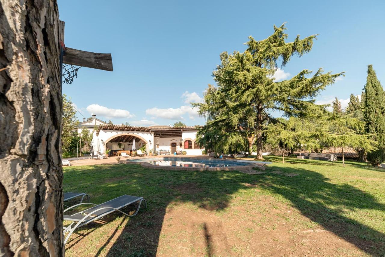 Masia Can Manent Del Bosc S XVIII Santa Eulalia de Ronsaná Eksteriør billede